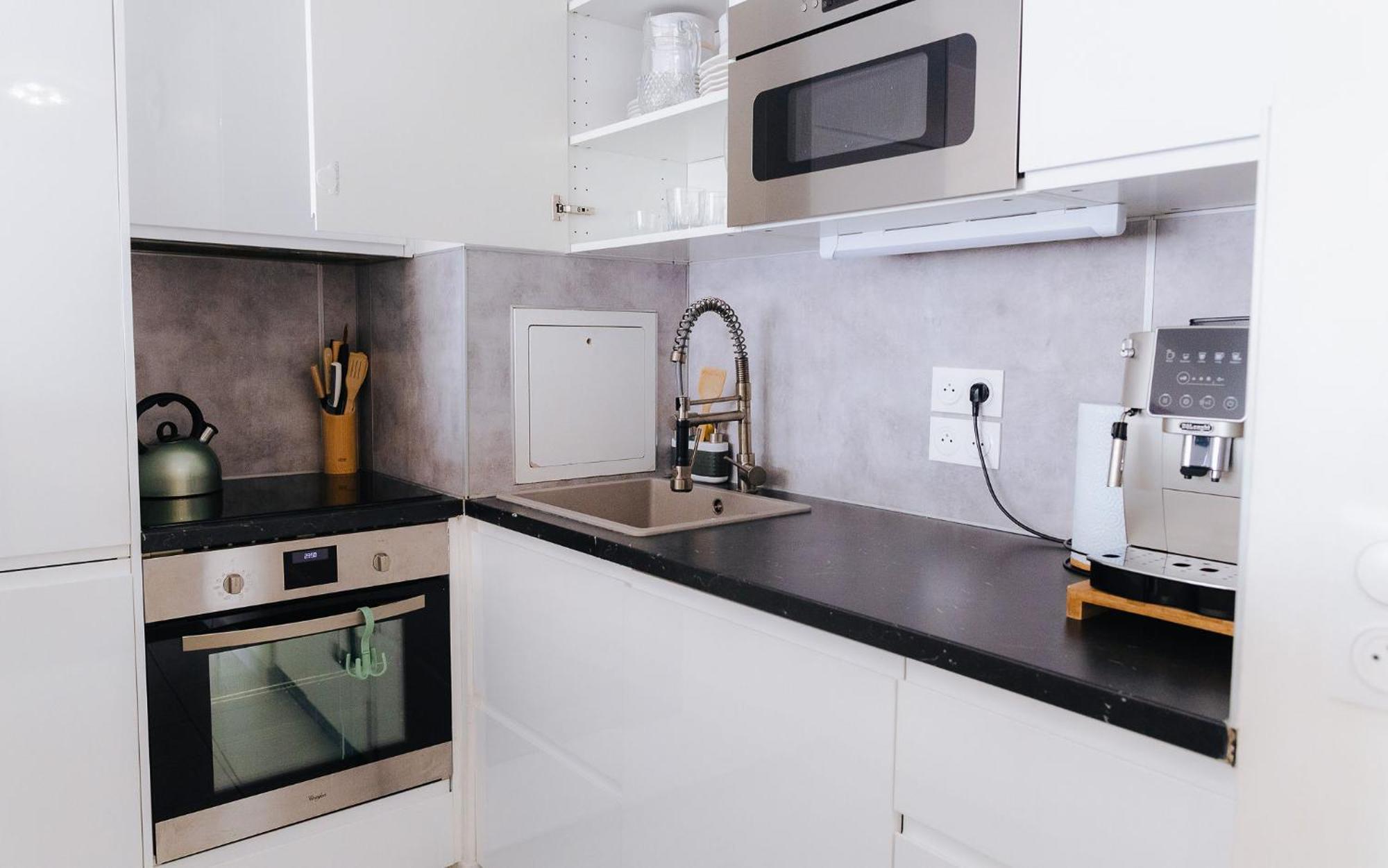 Appartement Luxueux, Neuf & Equipe A Versailles, แซ็ง-ซี-เลโคล ภายนอก รูปภาพ