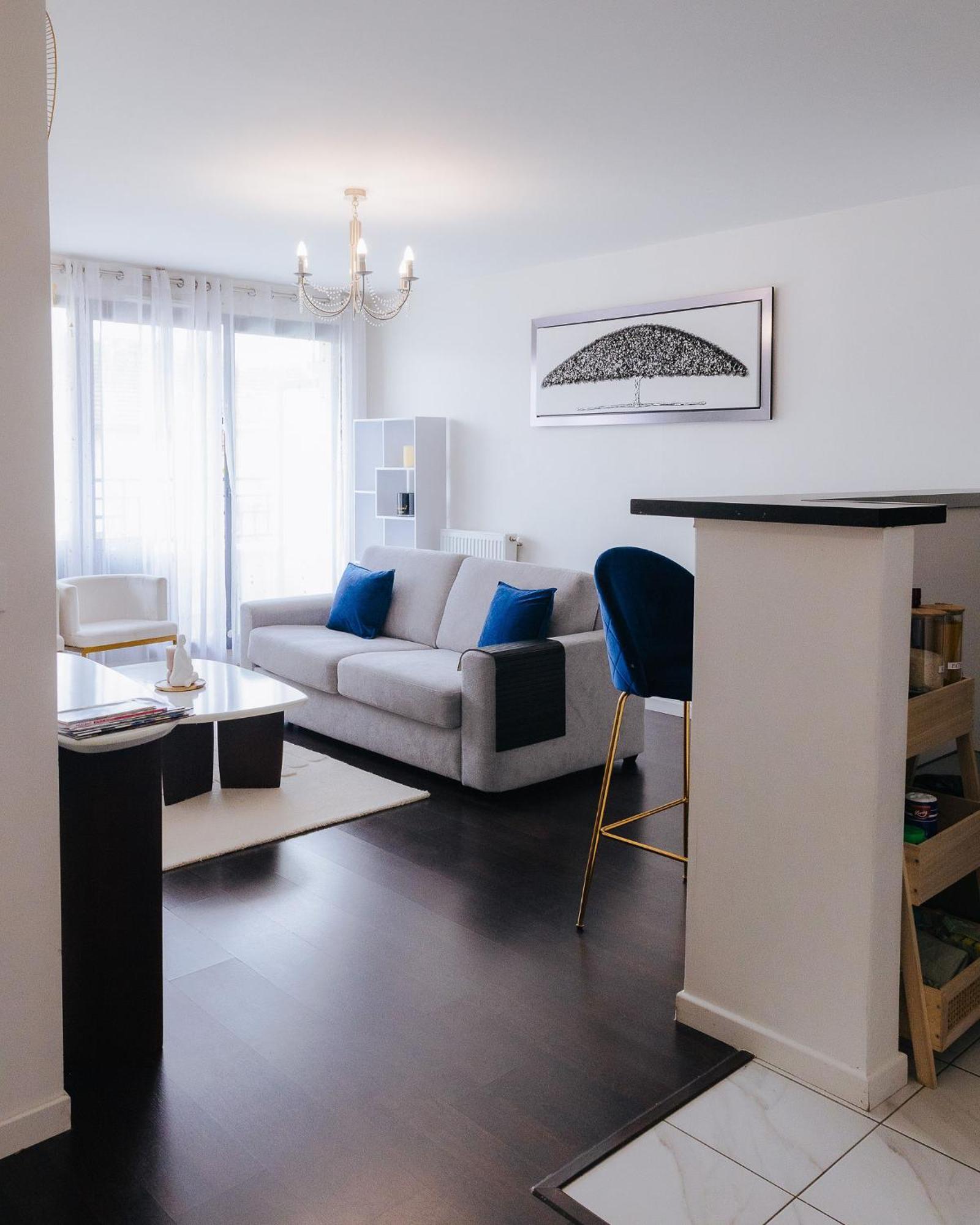 Appartement Luxueux, Neuf & Equipe A Versailles, แซ็ง-ซี-เลโคล ภายนอก รูปภาพ