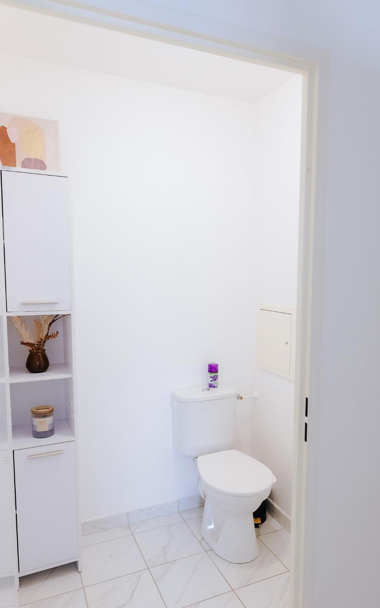 Appartement Luxueux, Neuf & Equipe A Versailles, แซ็ง-ซี-เลโคล ภายนอก รูปภาพ